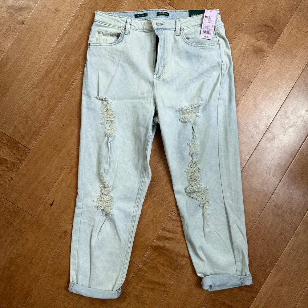Light wash Jeans